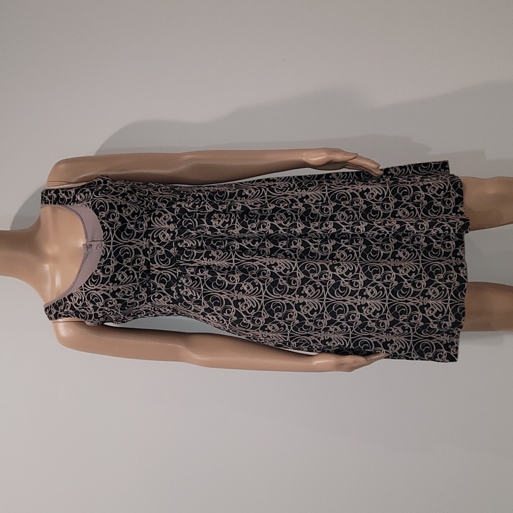Aventura casual fit& flare dress size small